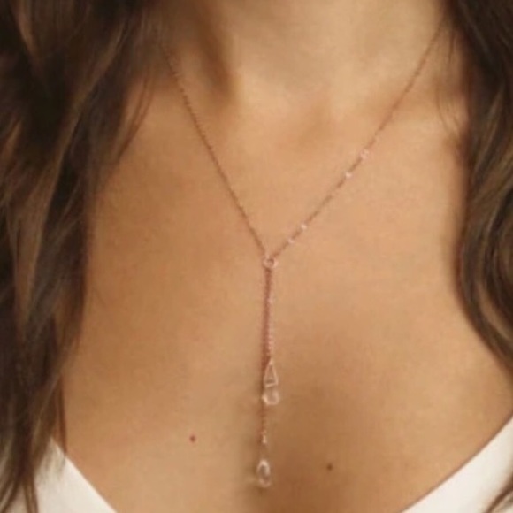 FREE NECKLACE WITH EVERY PURCHASE - Picture 4 of 8